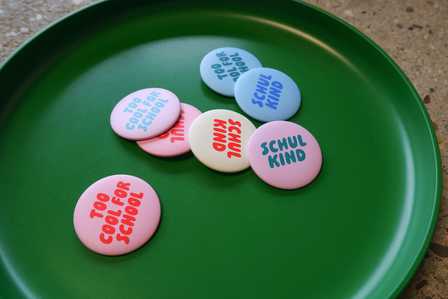 Button "Schulkind flieder"