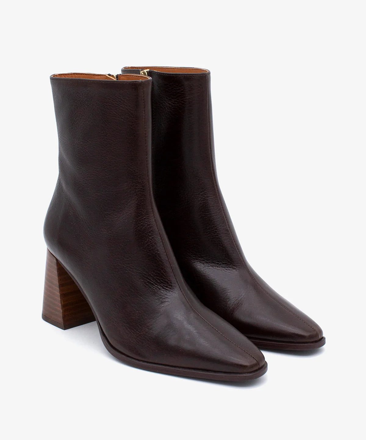 Angel Alarcón Trimia Stiefelette aus Naturleder mit breitem Absatz in Holzoptik